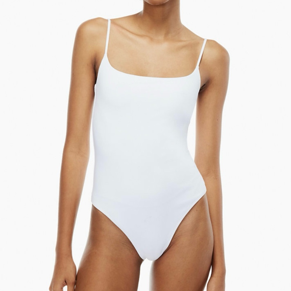 Aritzia Babaton Contour Spaghetti Strap Bodysuit
